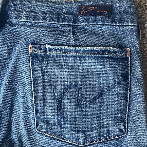 EUC CITIZENS OF HUMANITY LOW RISE BOOT CUT JEANS, size 30 - Picture 7 of 8